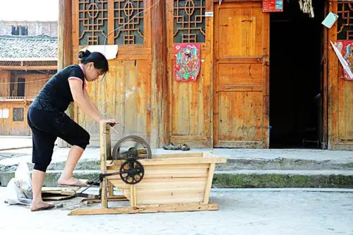 被遗忘的的绿色环保木头机械