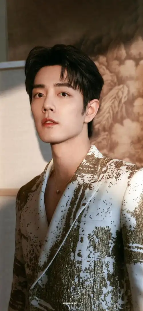 肖战壁纸超话#肖战#丨#肖战我喜欢你#有无畏前行的勇气,亦有向上突破