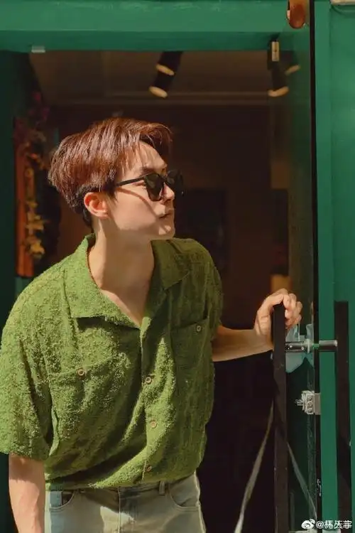 马天宇吐槽高铁上邻座吃饭吧唧嘴#那吃饭的声音究竟有多大?