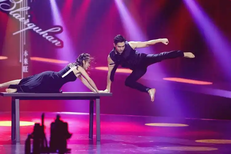 新舞林大会盛一伦上演惊天逆袭杨丞琳晋级险象环生