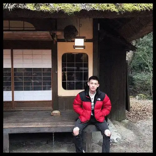 路人拍的男生到底有多帅