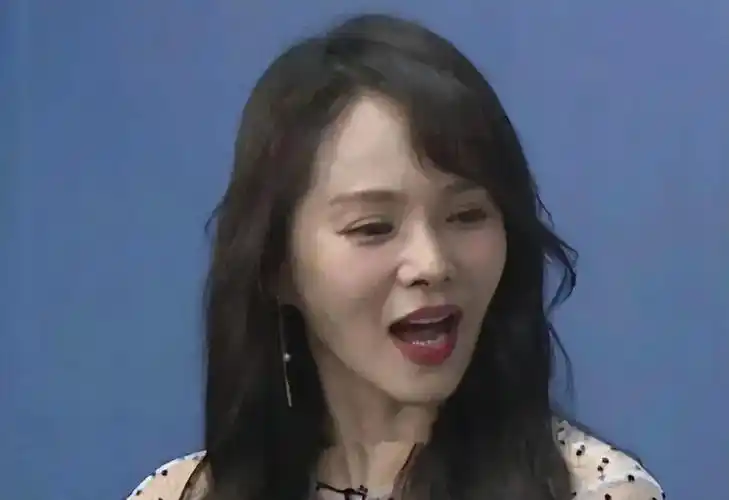 五,56岁的伊能静