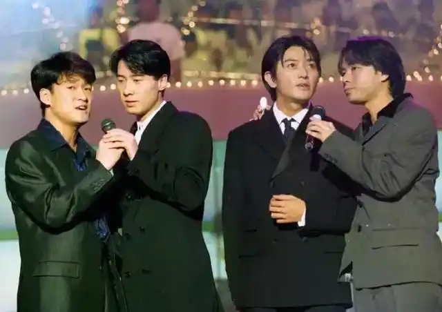 从"歌词本"到"数据打榜",追星方式变迁史,越来越有科技感