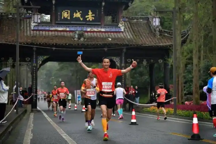 2024成都双遗马拉松赛道图公布 | 带着跑鞋,去邂逅一座千古名城!