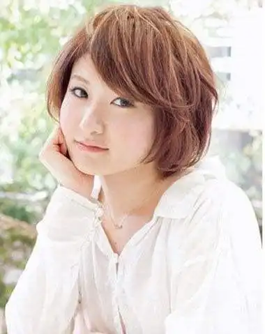 圆脸胖人适合什么发型 胖嘟嘟脸的女生短发发型