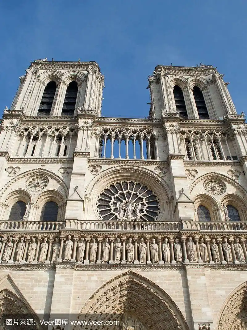 法国巴黎圣母院的钟楼