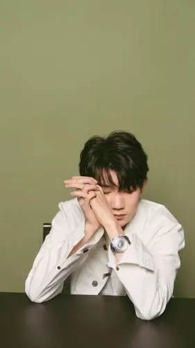 tfboys王源帅气时尚写真