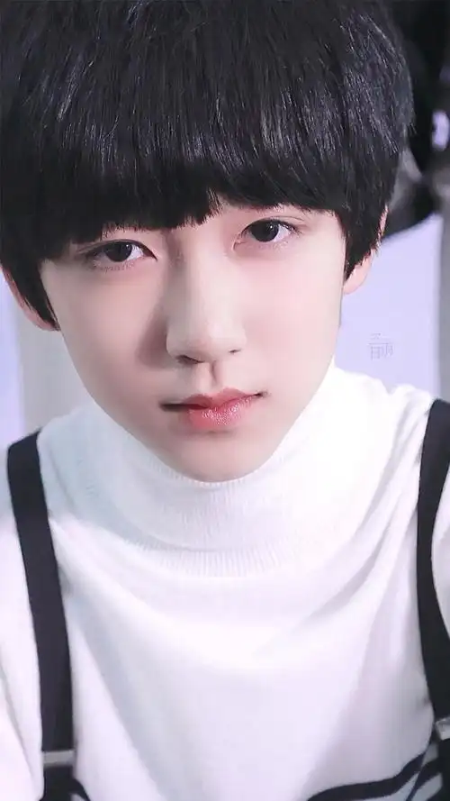 贺峻霖 画报颜值##小小孩-时代少年团