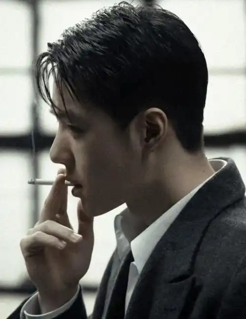 无名经典片段叶先生抽烟戏金鸡赏人鱼看着你贴点影评吧