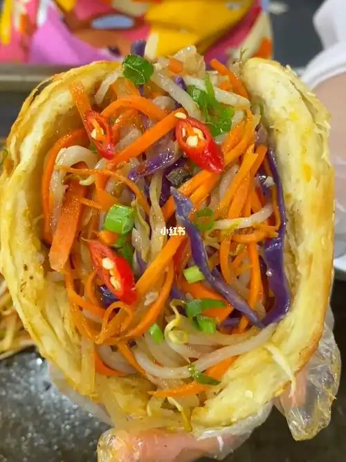 烧饼夹菜