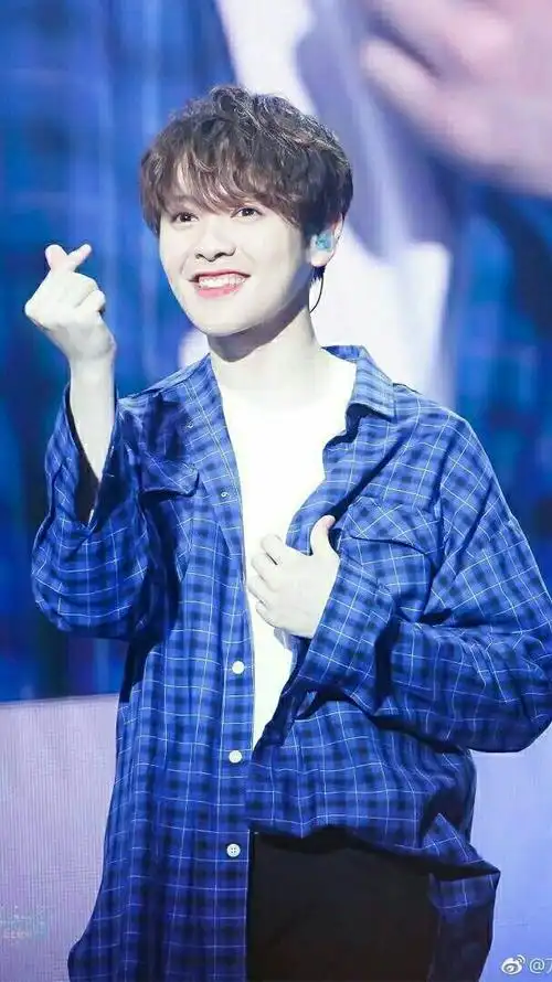 尤长靖-大厂男孩照片墙-话本小说网