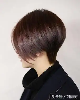 女生发型图片短发1