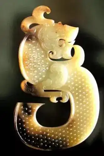 60余幅秦汉古玉图集雄浑壮美