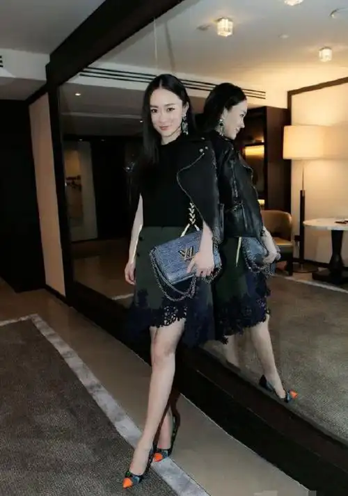 霍思燕这身材绝了一身造型帅气十足