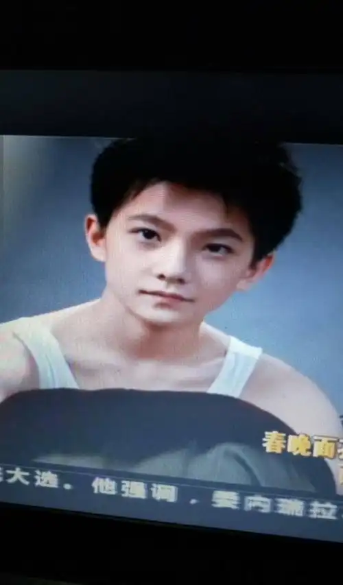 看帅哥长寿是真的##这种脸型的男生真的很好看##杨洋