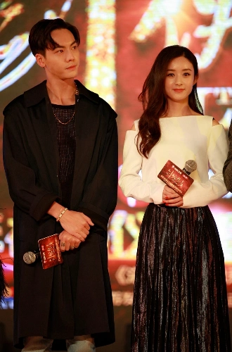 吻足三小时?《剑侠传奇》首播 陈伟霆赵丽颖曝尴尬