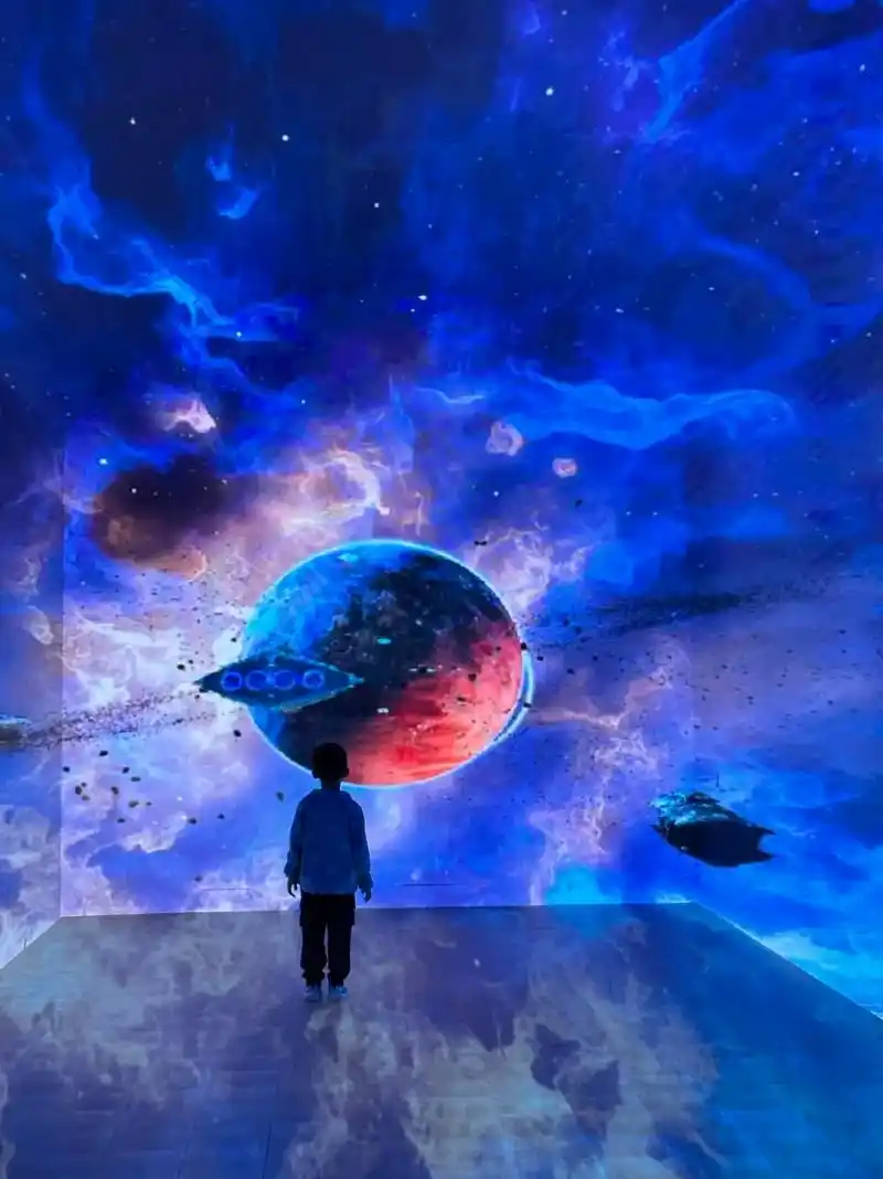 第一次看到裸眼3d真的有被震撼到!