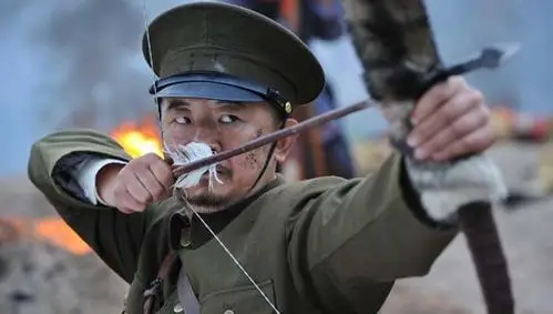 点击进入:《乱世三义》高清观看