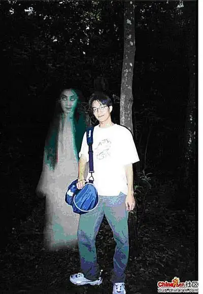 一真实的鬼魂照片,看完文章再看照片,信不信由你!