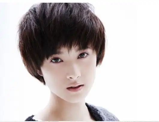 厚头发怎么打理发型?我的头发很厚,发质很硬很粗.