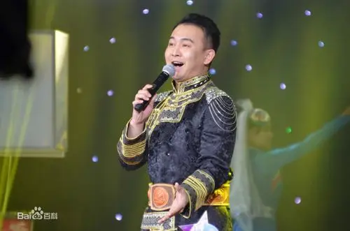 刘智航词作家音乐人与中央电视台星光大道著名歌手刘智鹏为仙宫湖打造