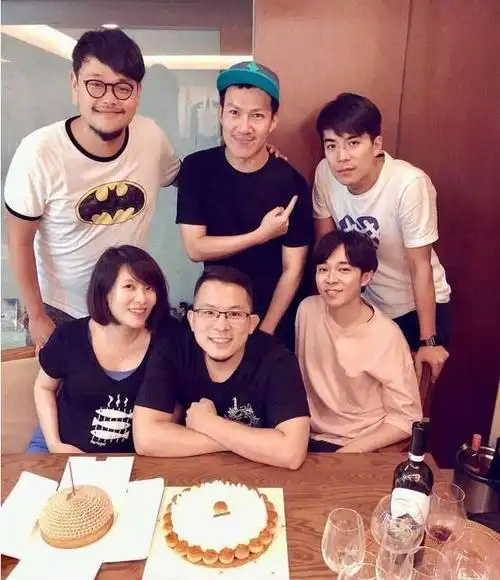 苏打绿贝斯手谢馨仪老公是谁 谢馨仪跟张悬好像对比