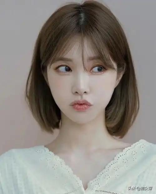 头条问答 - 扁脸适合什么发型?(8个回答)