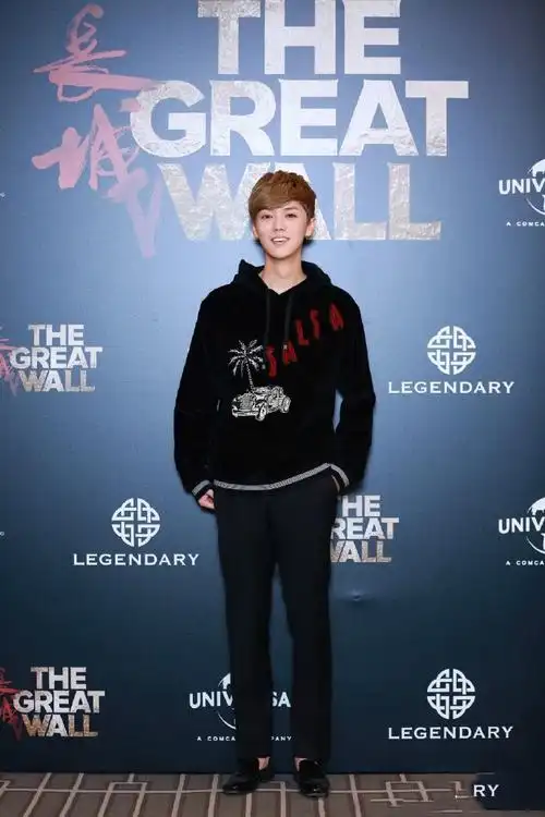 鹿晗活动高清帅气图片