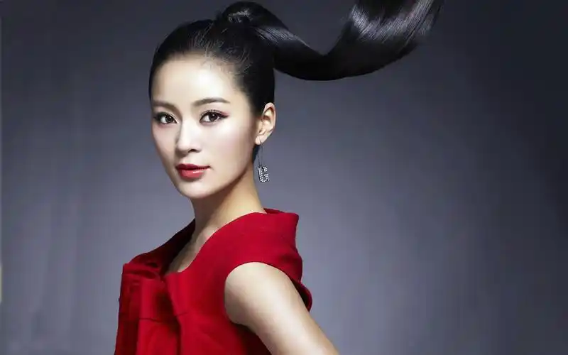 多才多艺的王媛可