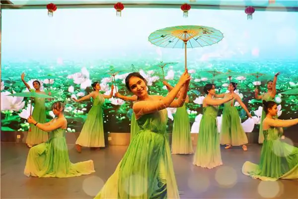 美轮美奂的女子古典舞《茉莉花》