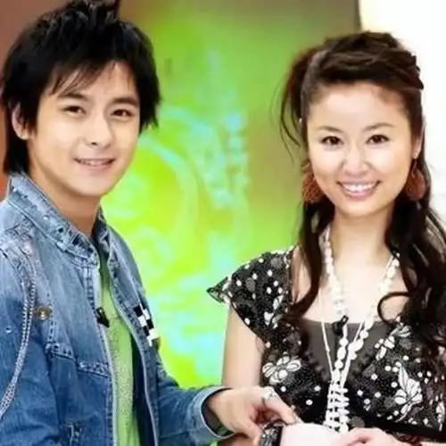 这竟然是林心如?与霍建华结婚8年,终究走上了另一条路