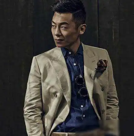 胡歌朱亚文同框现身185cm与180cm身高差引热议,网友:差距惊人!