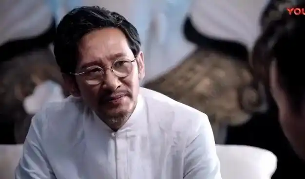 王劲松:39岁成为"第一太监",52岁演大毒枭成为"叔圈顶流"|演员|张颂文