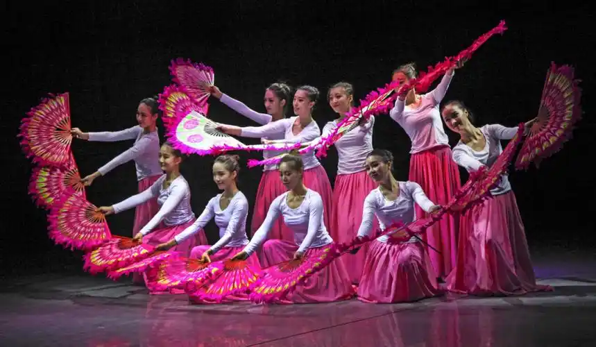 南艺舞蹈学院中国民族民间舞 2014级民间舞 表演专业 民间舞课程结业