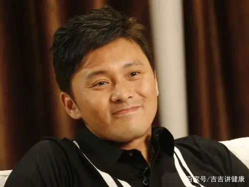 郭耀明,出道以来鲜有男一号,配角的人设也不太正面,以至于观众对他不