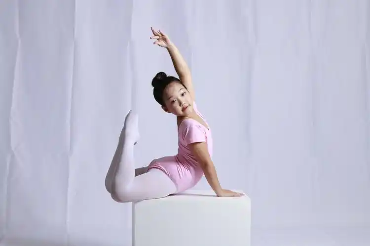 定格美好·不负韶华——飞扬舞蹈艺术学校首届艺术照拍摄