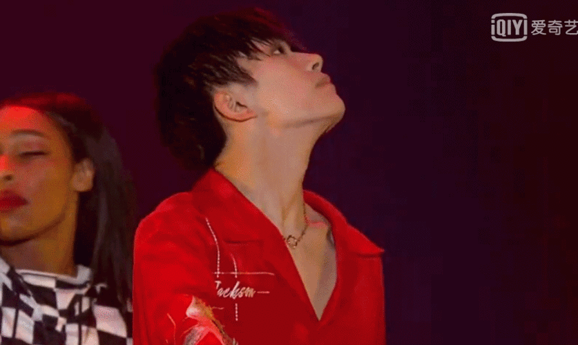 易烊千玺生日会,王源送了两个礼物,王俊凯送了鱼竿,原因超贴心