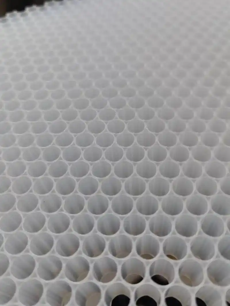 pp蜂窝板,塑料蜂窝板,活性炭空气滤芯用.聚丙烯pp蜂窝芯, - 抖音