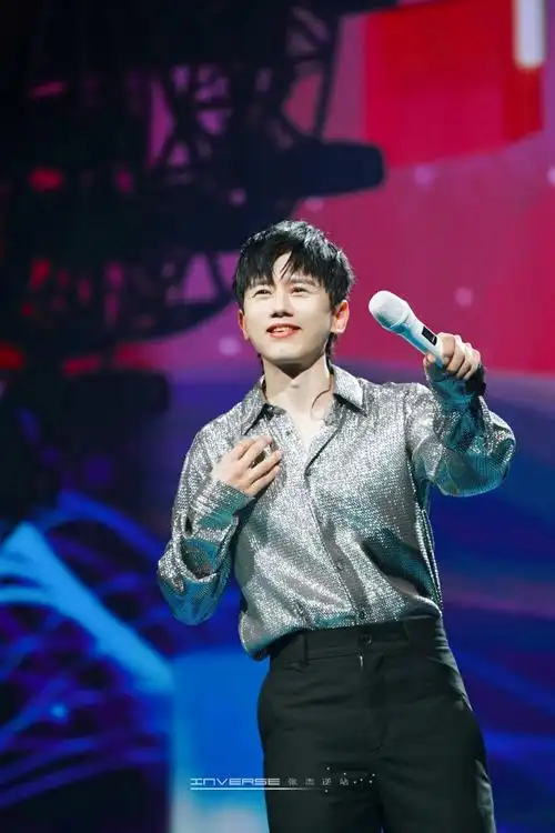 张杰东方风云榜三十年最佳男歌手##张杰 嗓子很忙##张杰已经连唱五天