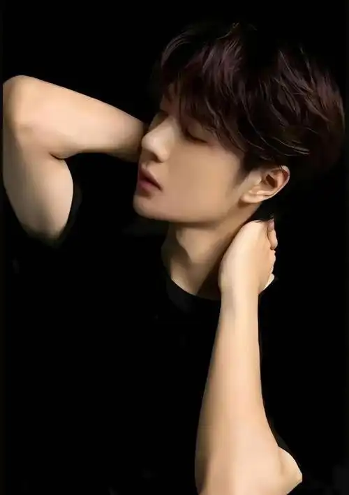 王一博的考古日常##正能量艺人王一博##王一博