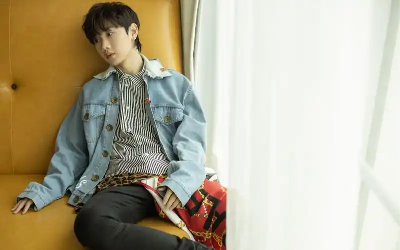 20190727汪苏泷演唱会 | 银河漫游 | 北京站 | 小星星_哔哩哔哩 (゜