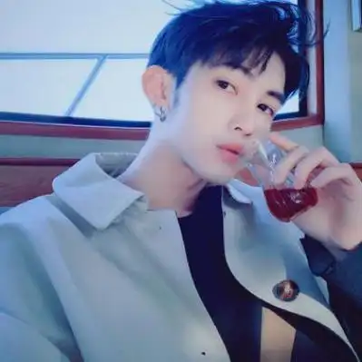 韩国帅哥图片头像高清阳光帅气,韩版男生头像我要个性网