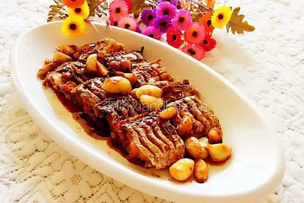 蒜香烧带鱼的做法_菜谱_香哈网