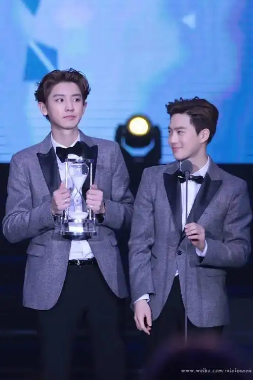 朴灿烈 金俊勉 exo