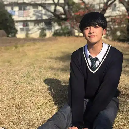 日本18岁最帅男高中生火遍网络这次真的可以