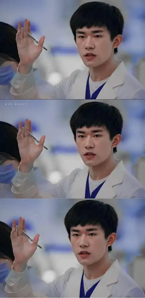 易烊千玺电影中国医生