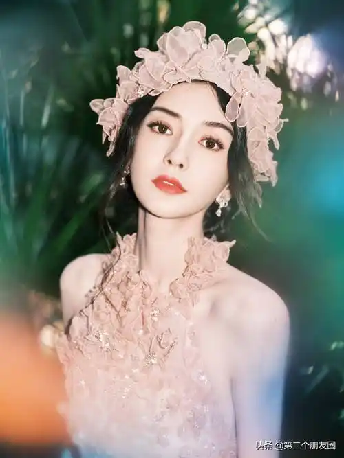 为何关晓彤给人感觉是干架,angelababy是仙女?_造型_吐槽_高定