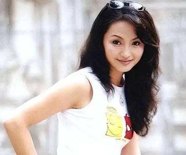 回顾5位车祸去世的明星每一位都让人心痛大至89岁小至27岁