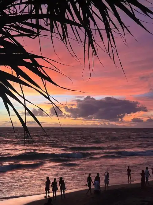 巴厘岛#巴厘岛,是印度尼西亚的一颗璀璨明珠,以其迷人的海滩,丰富的