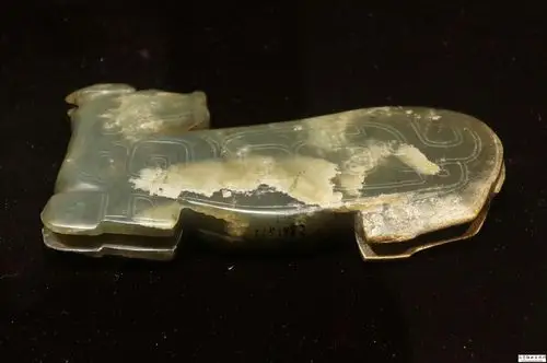 早年出土的商周古玉,器表自然态如何解读呢?